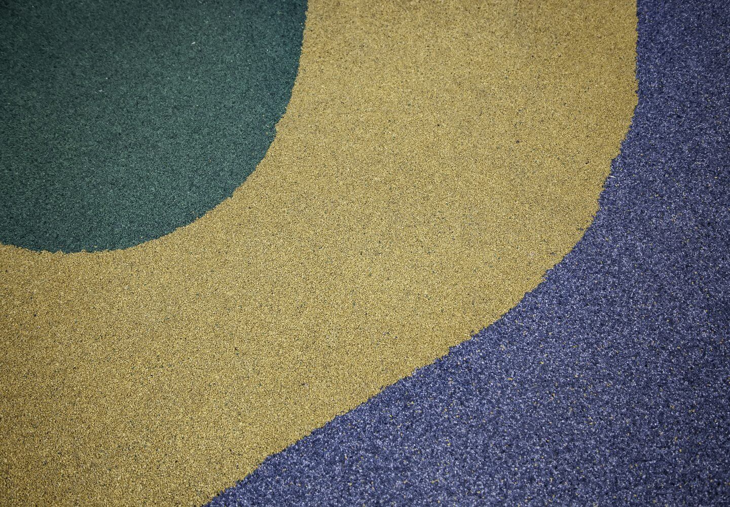 Colored rubber floor, decoration and safety detail