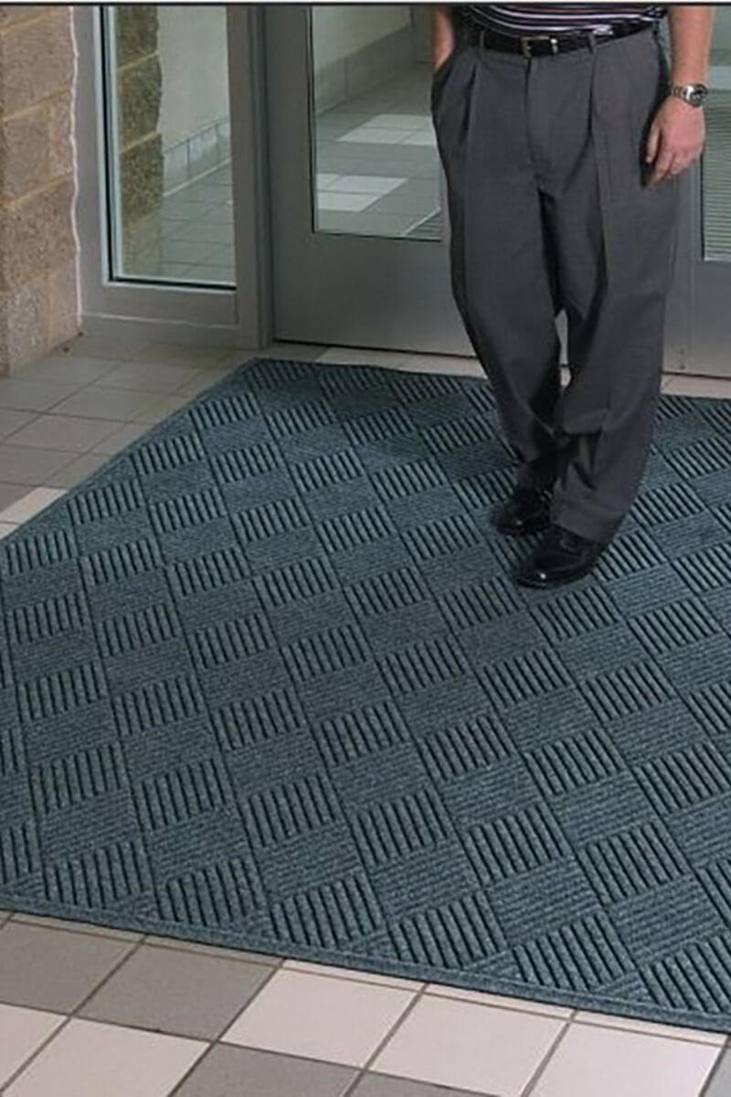 Waterhog Diamond Commercial Entrance Indoor/Outdoor Door Mat Entryway Mat